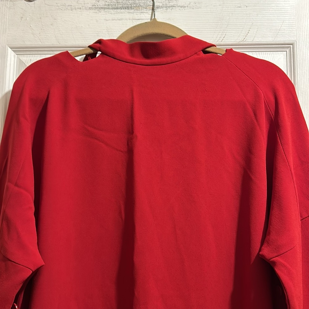 Tibi - Picture 2 of 15